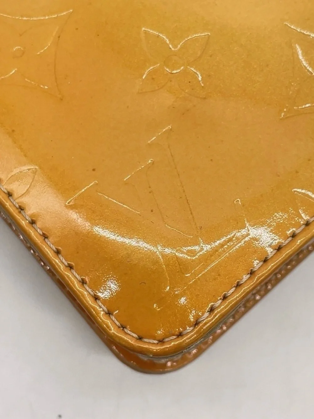 Auth Louis Vuitton Vernis Yellow Lexington Pouch Handbag W/ Box